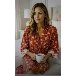 Soma women's robe floral knee length tie rayon blend soft red cool nights